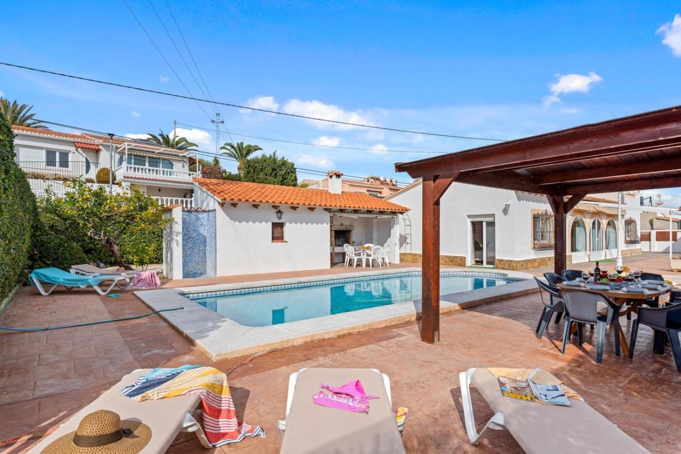 Villa Mercedes - Plusholidays كاليبي المظهر الخارجي الصورة